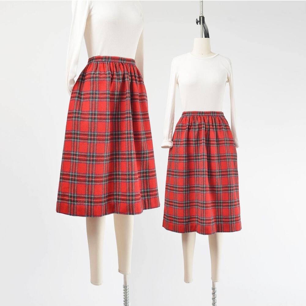 Vintage 70s Red Tartan Plaid Wool Blend Preppy Full Midi Skirt with Pockets S